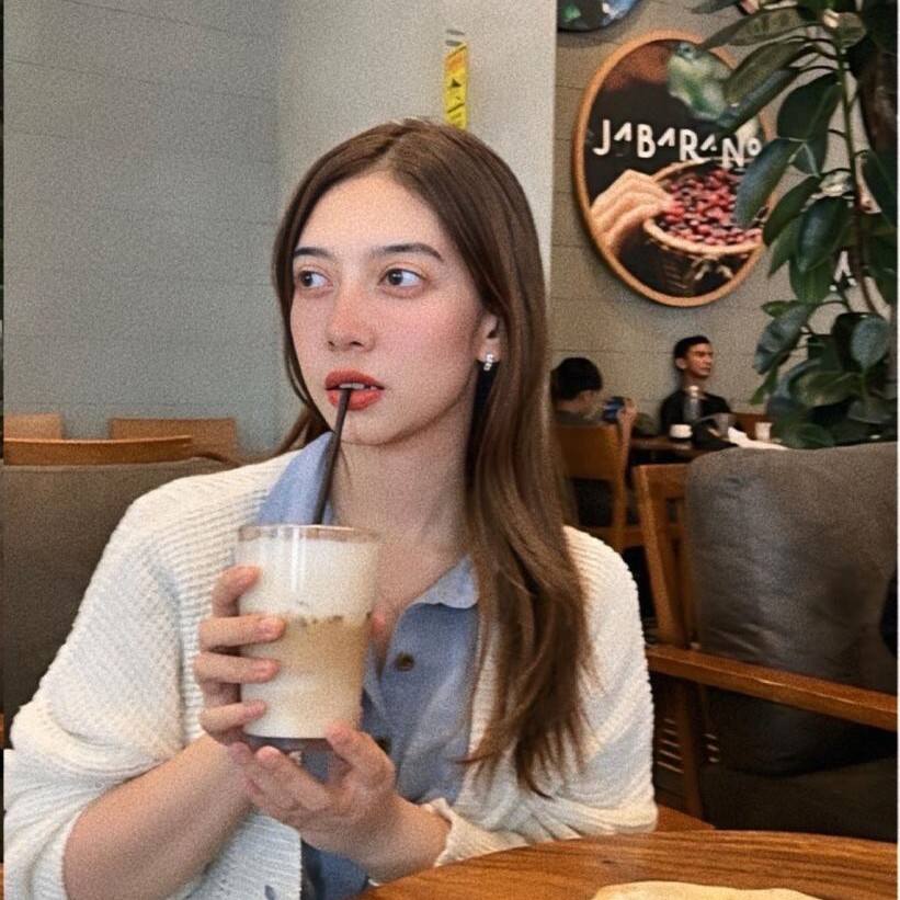 AYUNDA REZKYA FEBIOLA