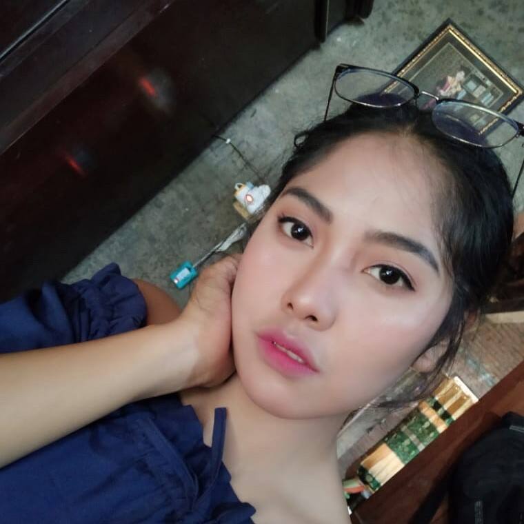 Desy mahmud