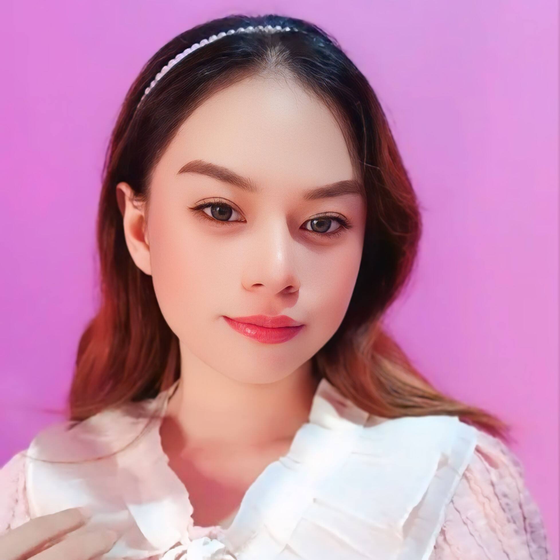 Rossy Ayu Tejaningrum