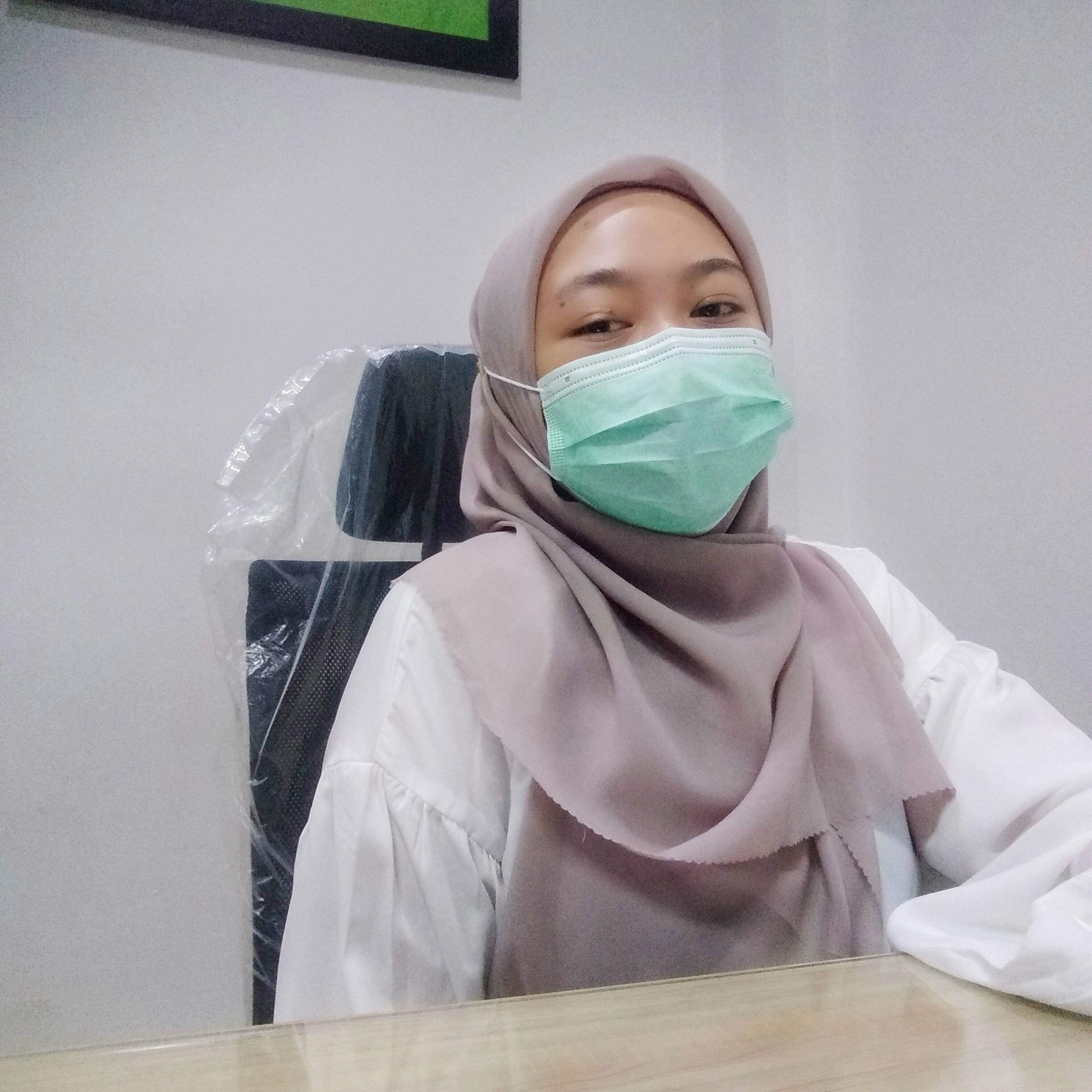 Rina Nurhayati