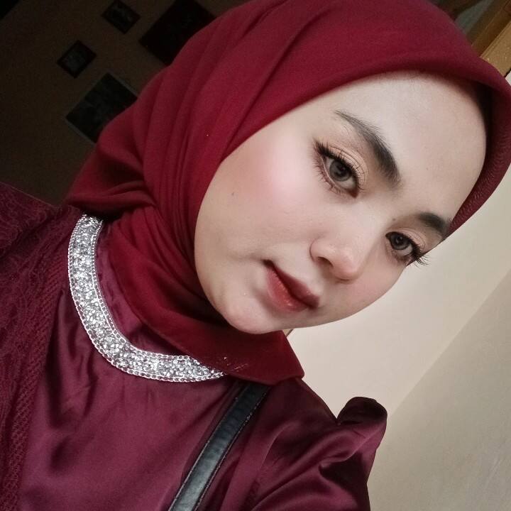 Dewi cahyani