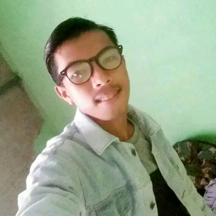 Juli Boy