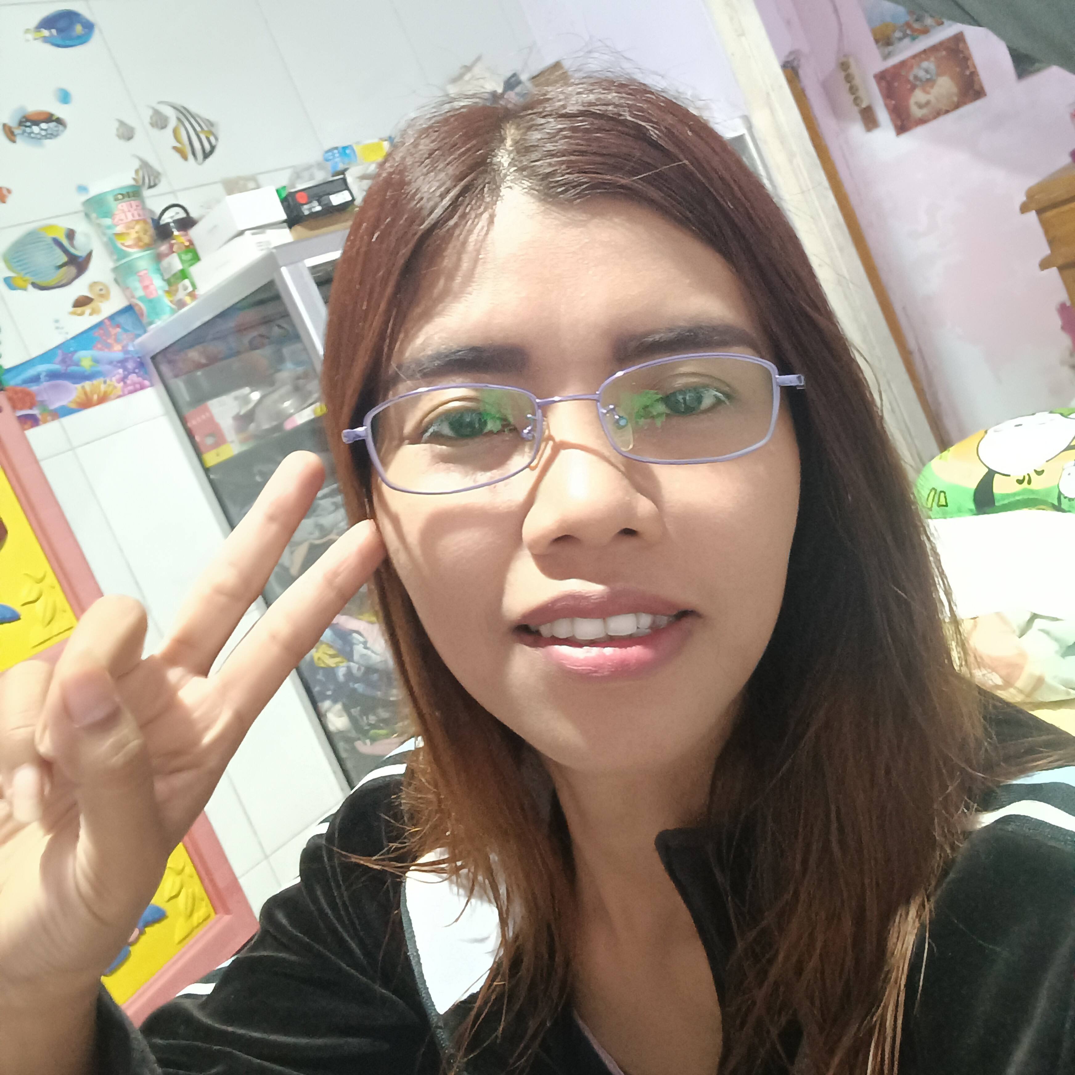 dewi anggraini