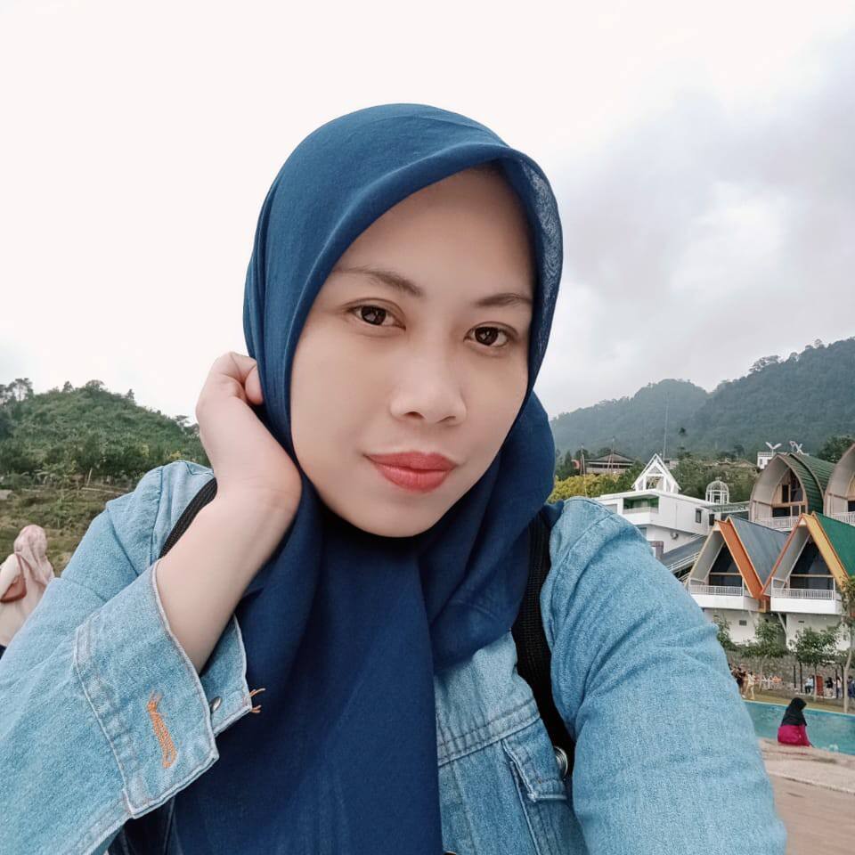 Iis Setiawati