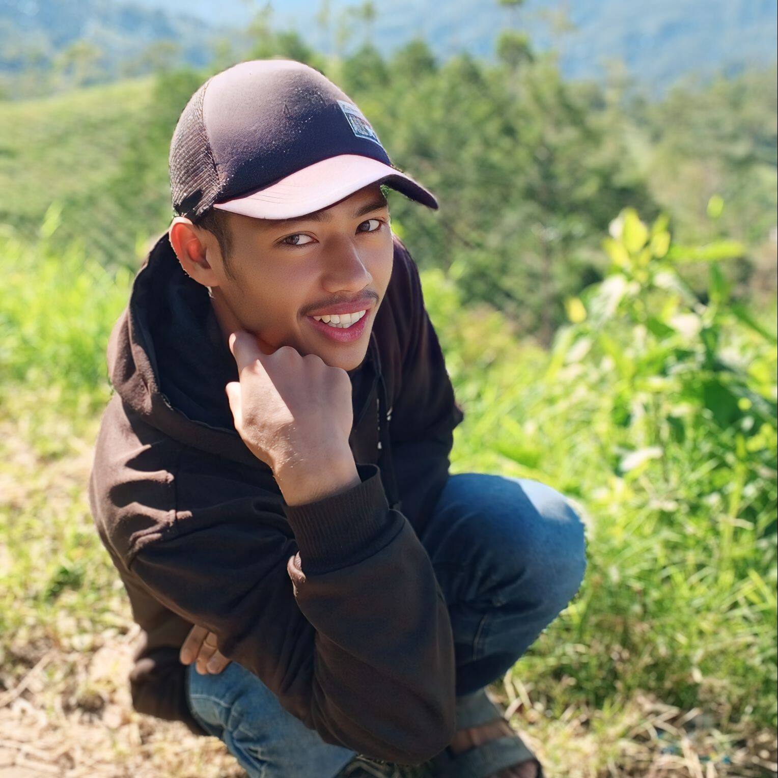 Wahyu Tole