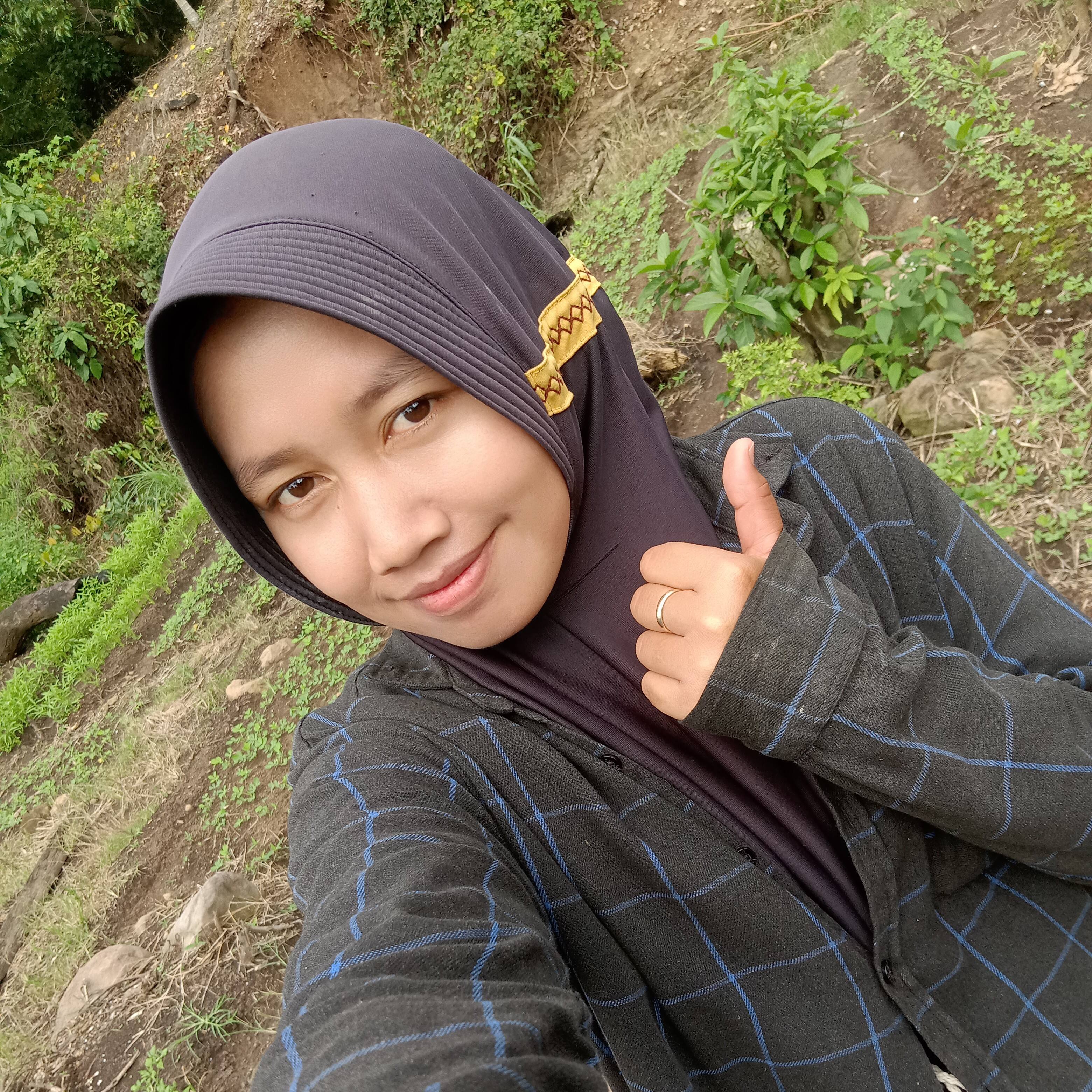 Adell Iya