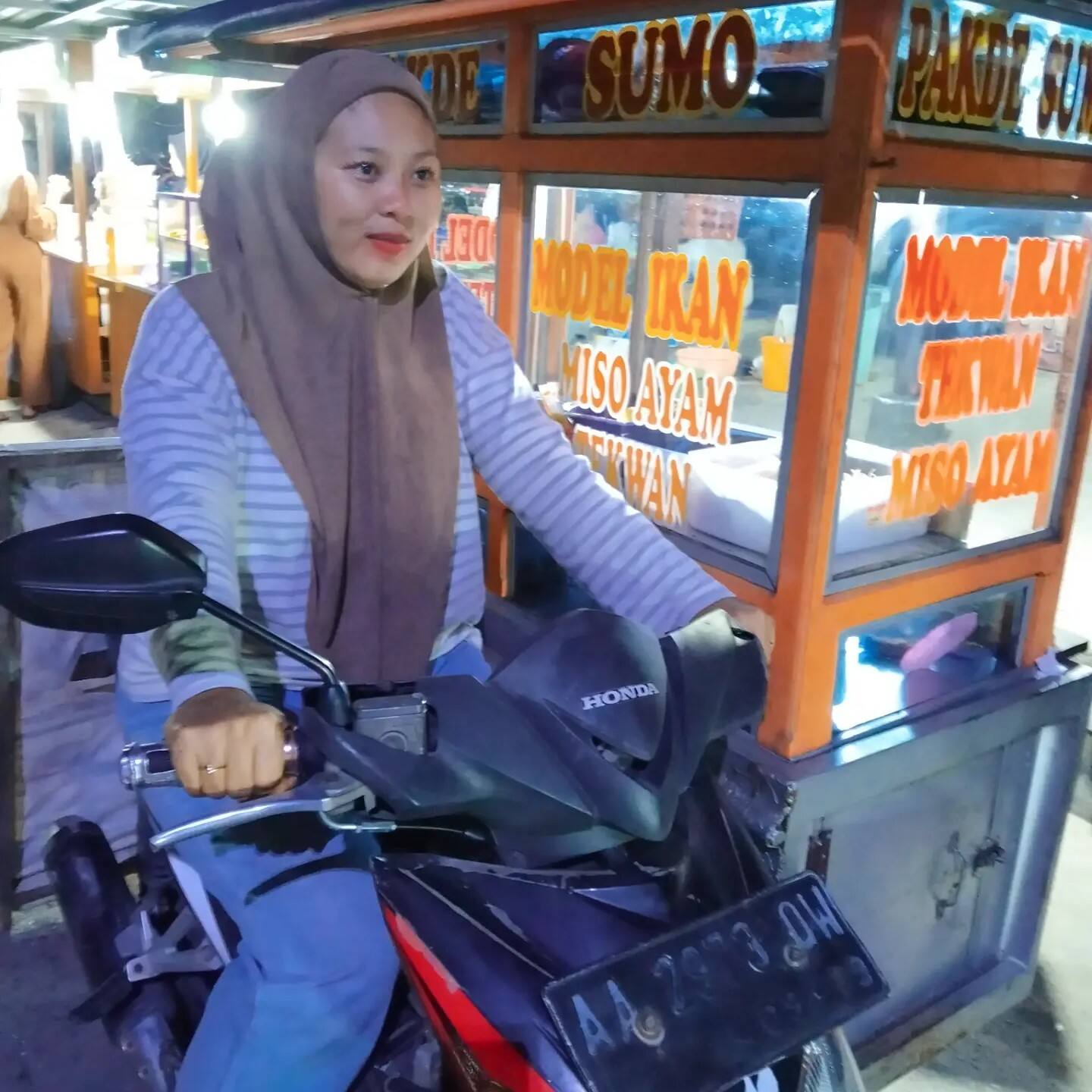 Leni Hermawati