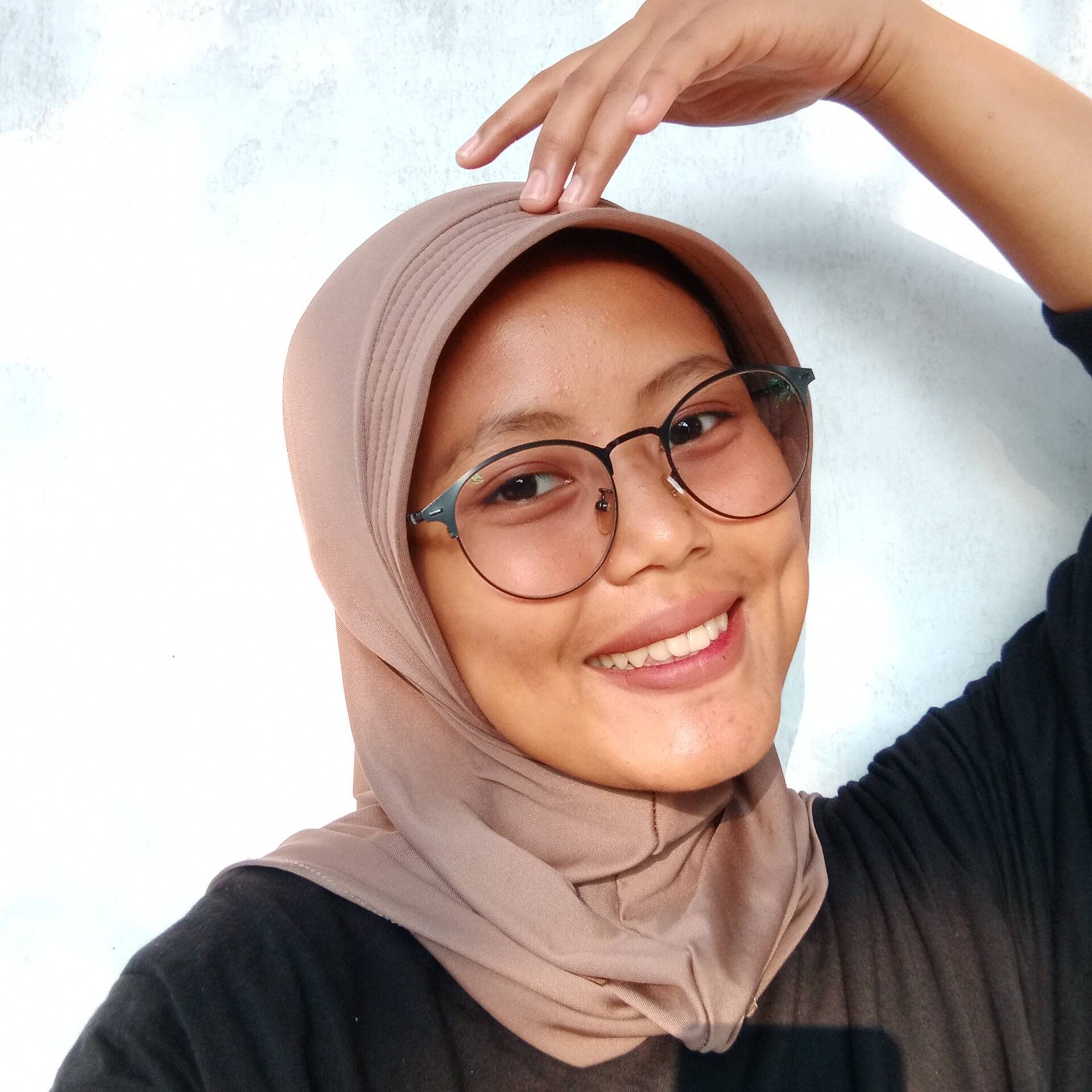 Mia Komalasari
