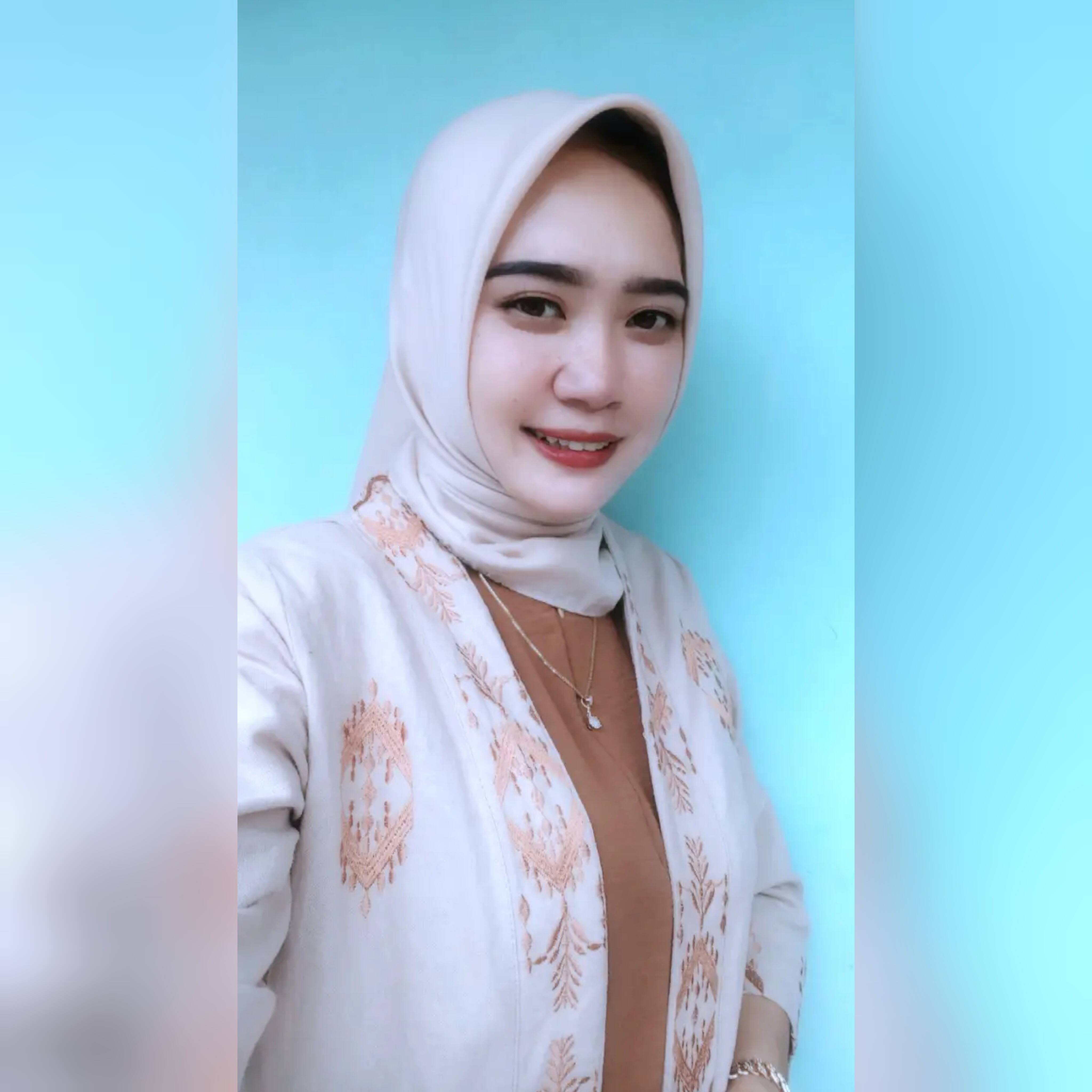 Dewi Monica