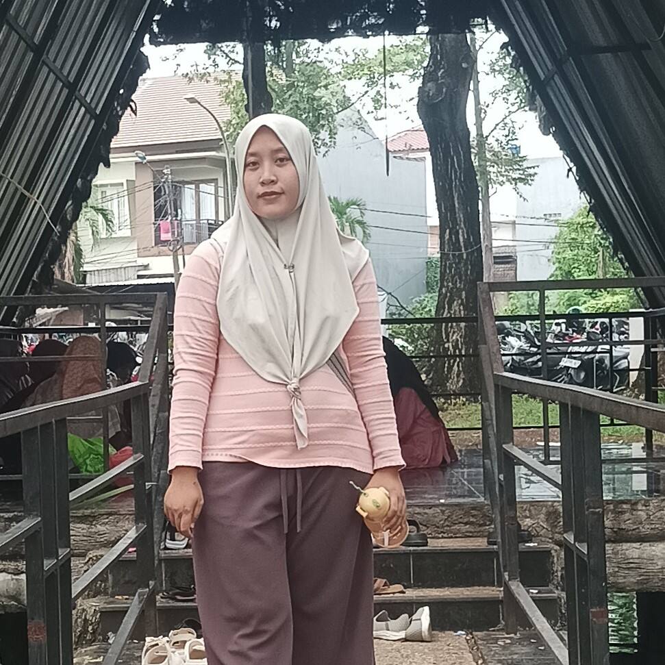 tri wahyuni