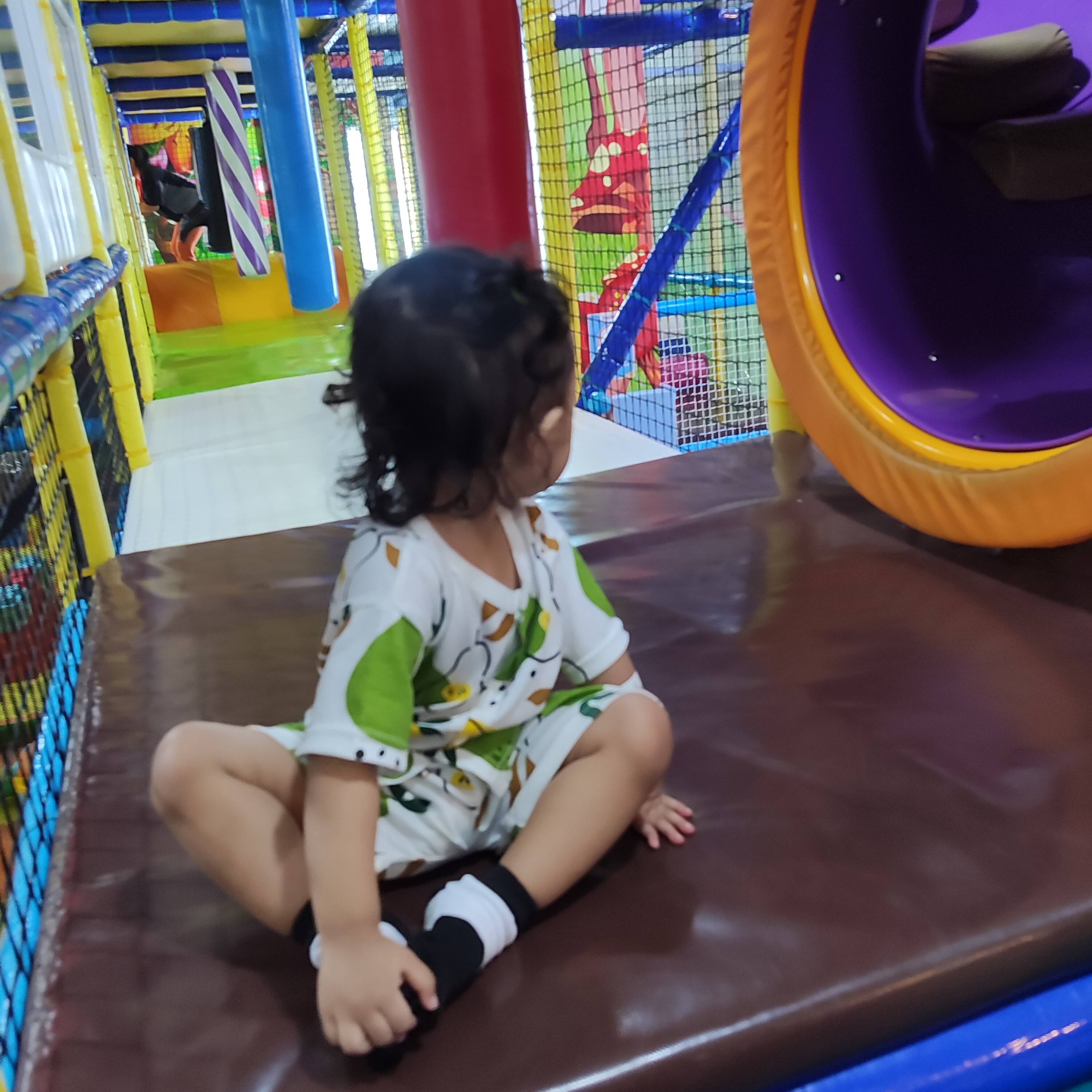 Adek Online