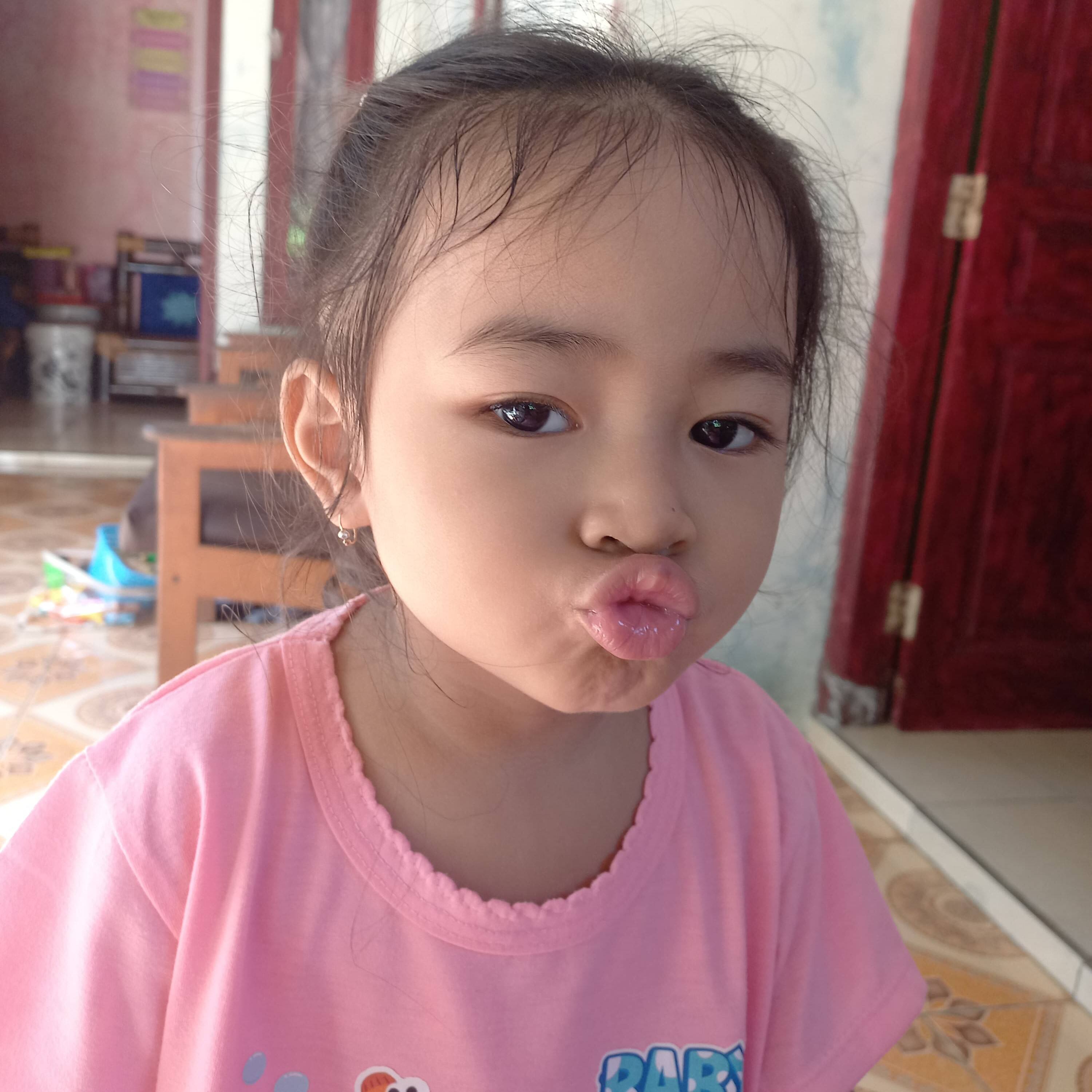 Arumi Sabina Yura
