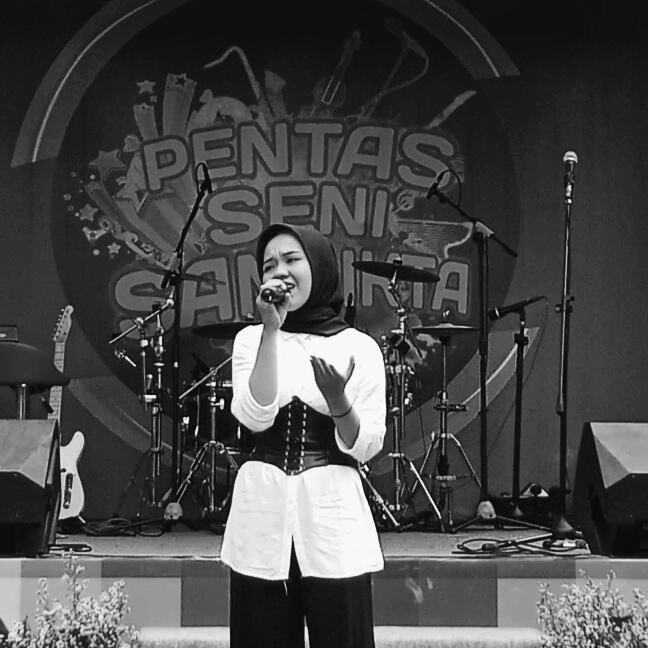 Adhwa Rona Syakila
