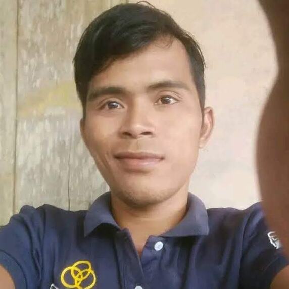 Dedik dayak ganteng 