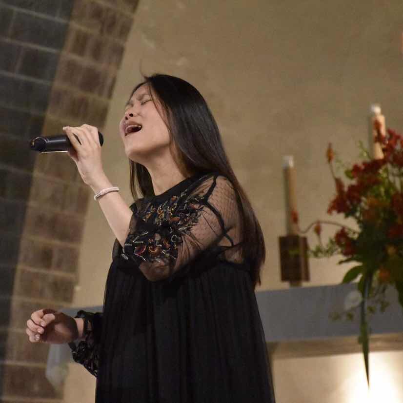 Evelyne Wijaya
