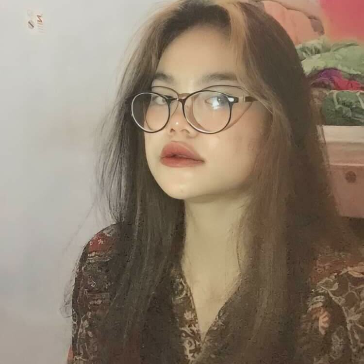 Putri Supina