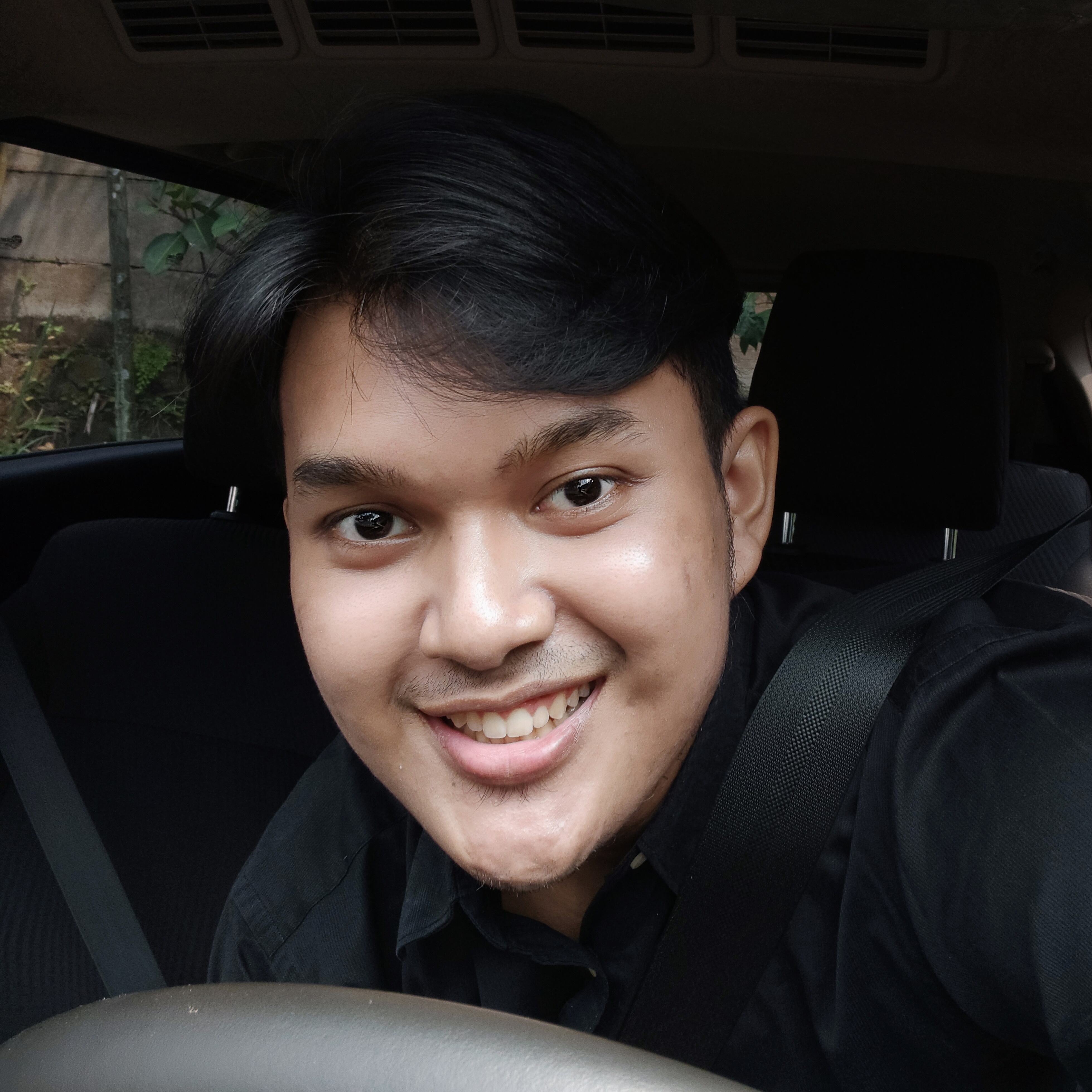 Linggom Bona Anggara
