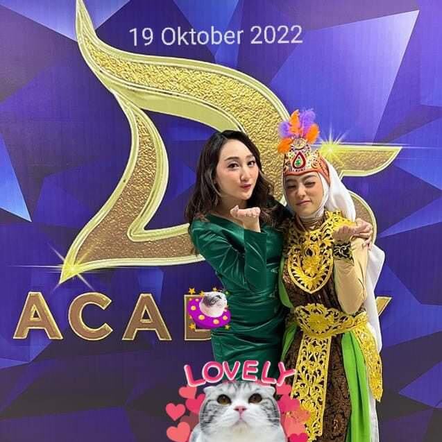 Intan Hendraningsih