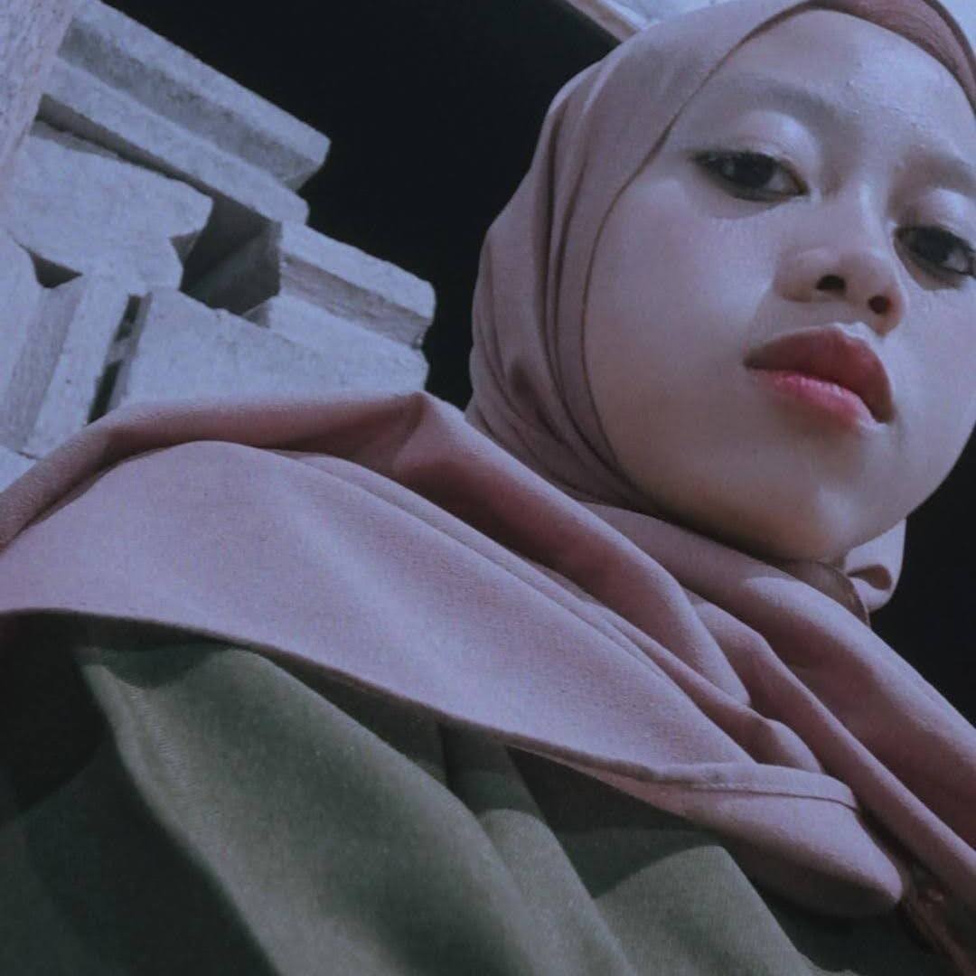 Anik Khomsiatul fitriah