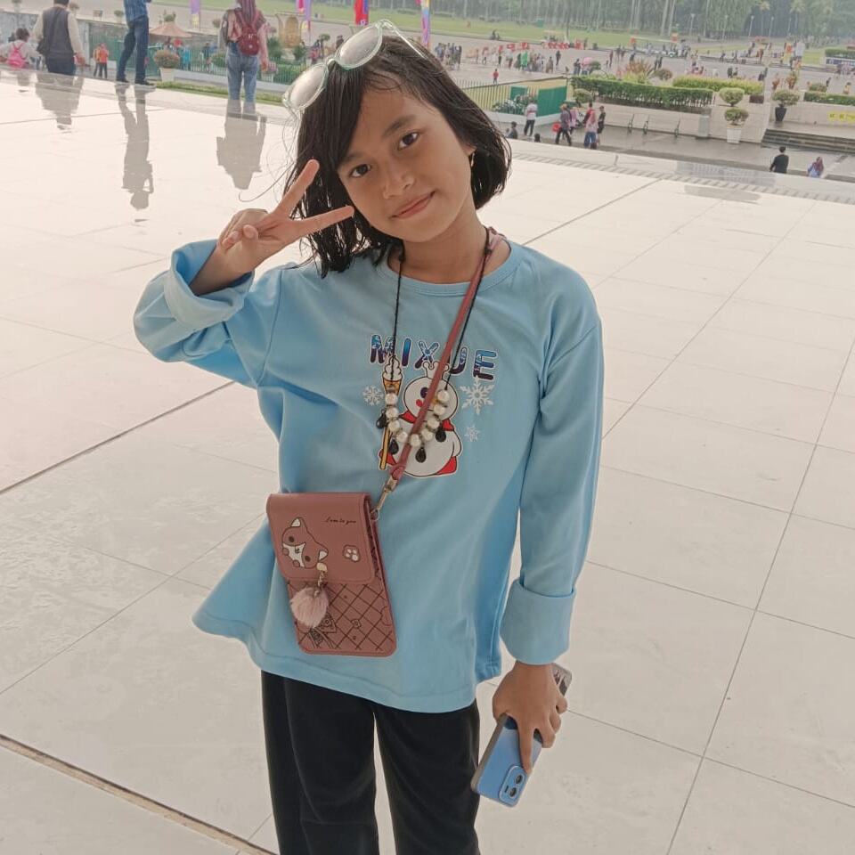 ALya Zahirah 