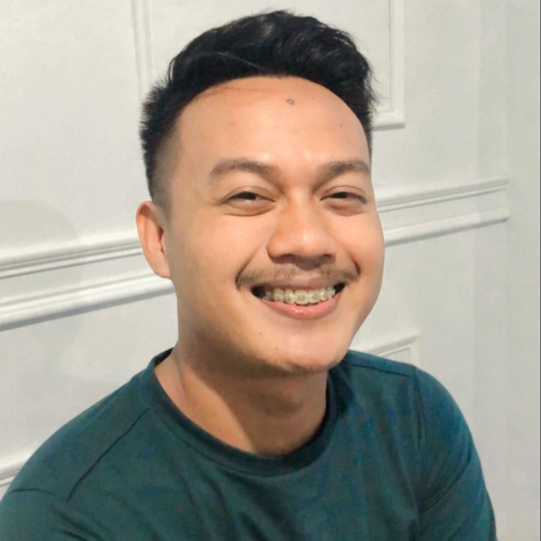 AGUNG PRASTIO