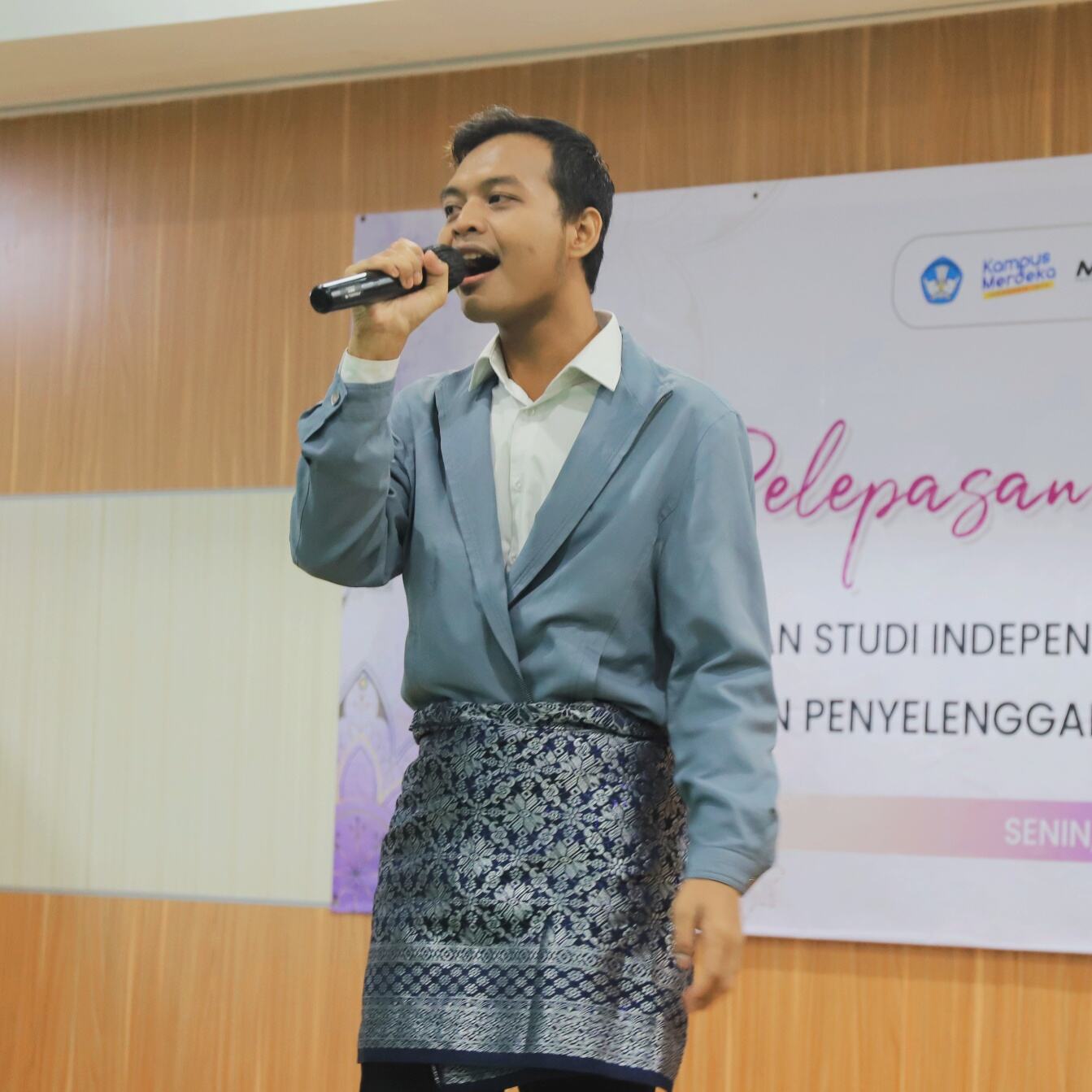 NUR AMEL FITRIYAN