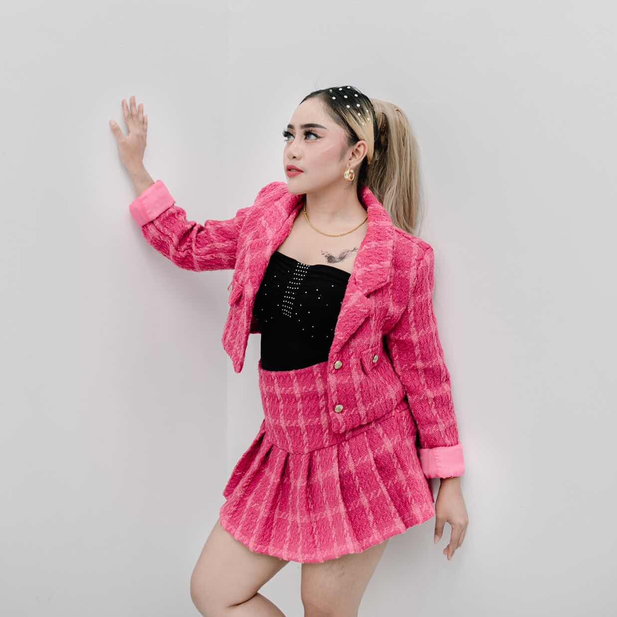 CHRISTINE NATALIA