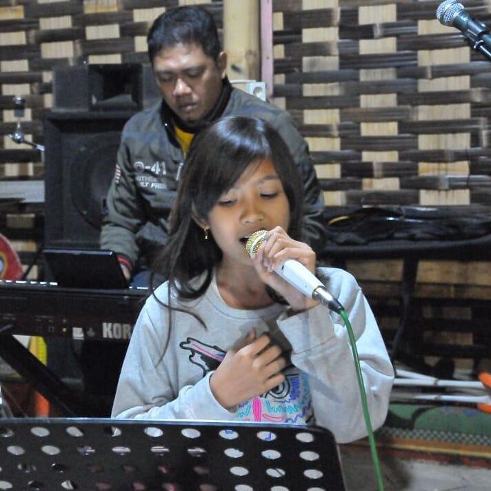Fernandia Kasih Dinda P