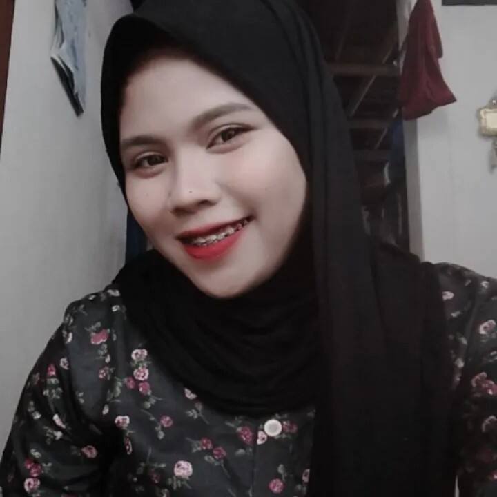Yola Putri