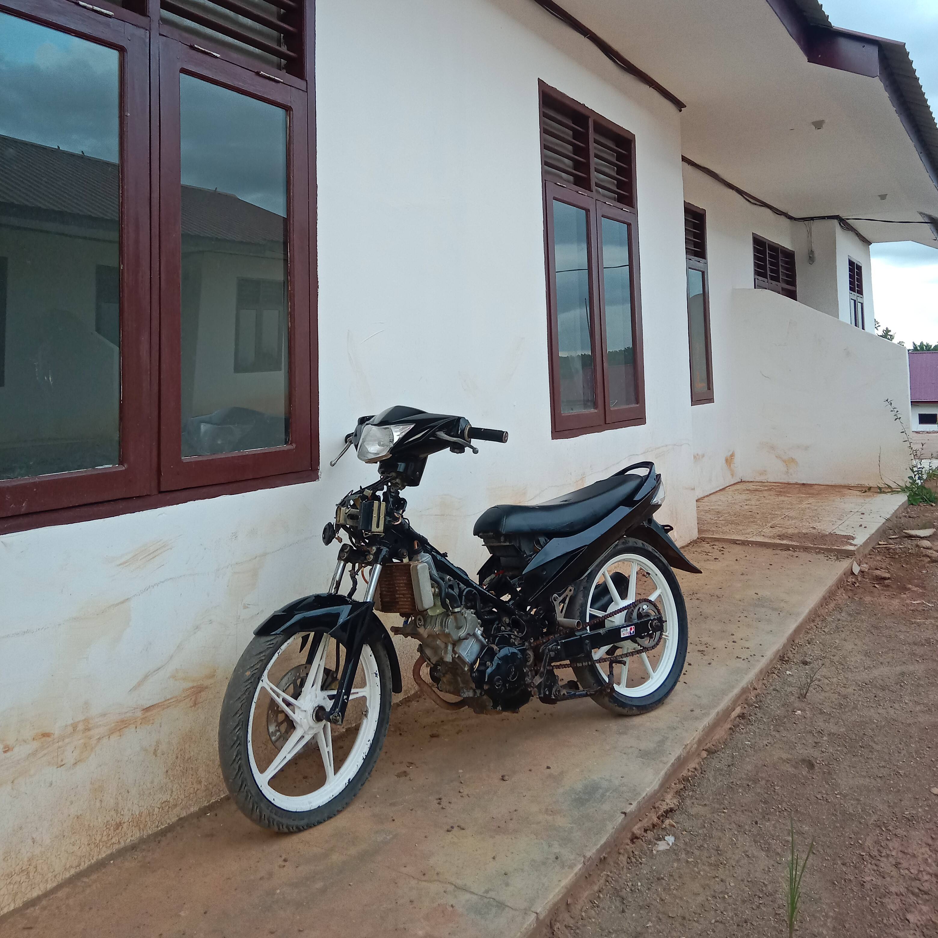 Dionesius kajo gA'A Denis kajo