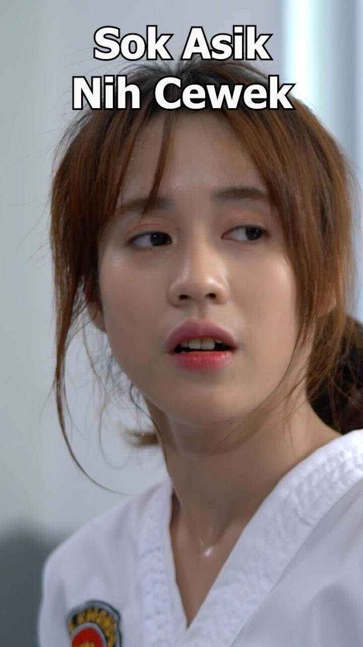 Sok Asik Nih Cewek
