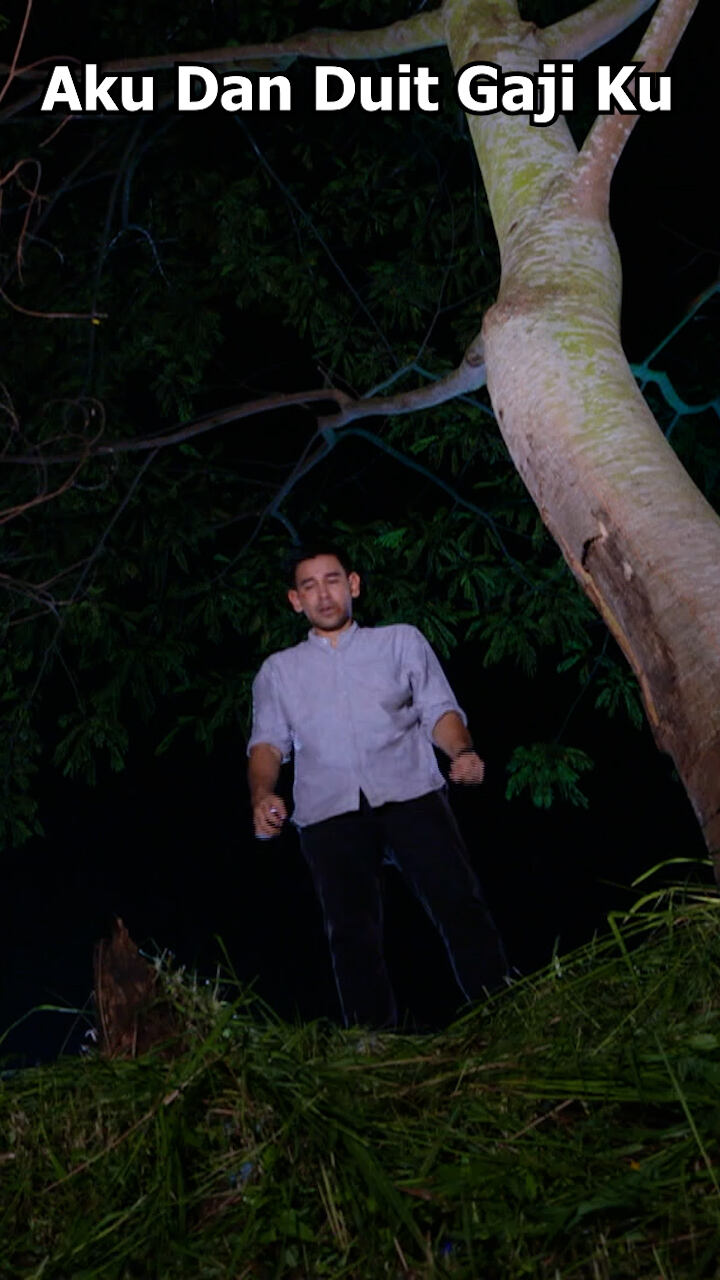 Aku Dan Duit Gaji Ku