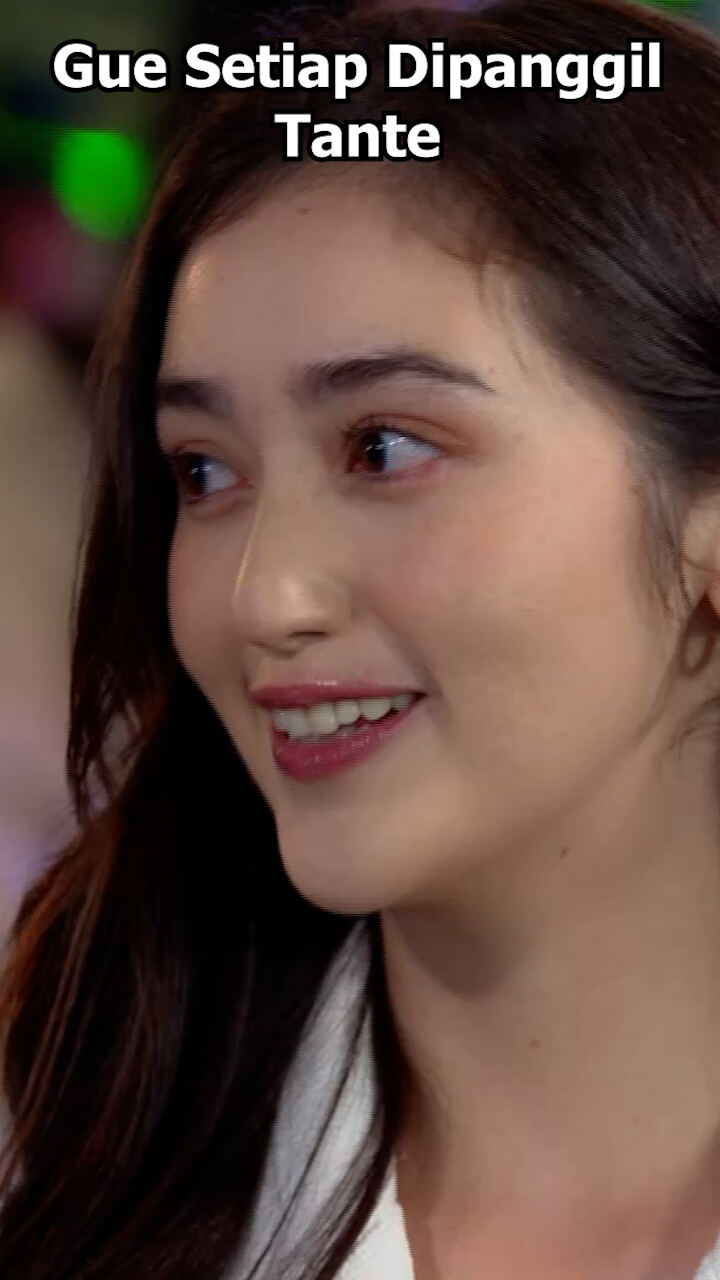 Gue Setiap Dipanggil Tante