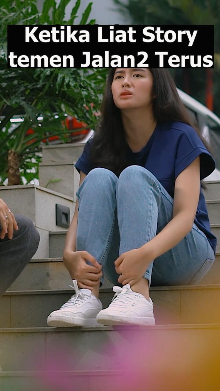 Orang-Orang Kok Pada Punya Uang Sih