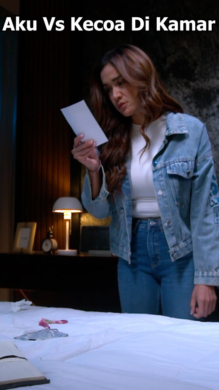 Aku Vs Kecoa Di Kamar