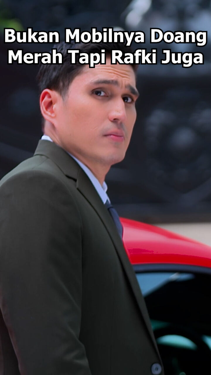 Bukan Mobilnya Doang Merah Tapi Rafki Juga