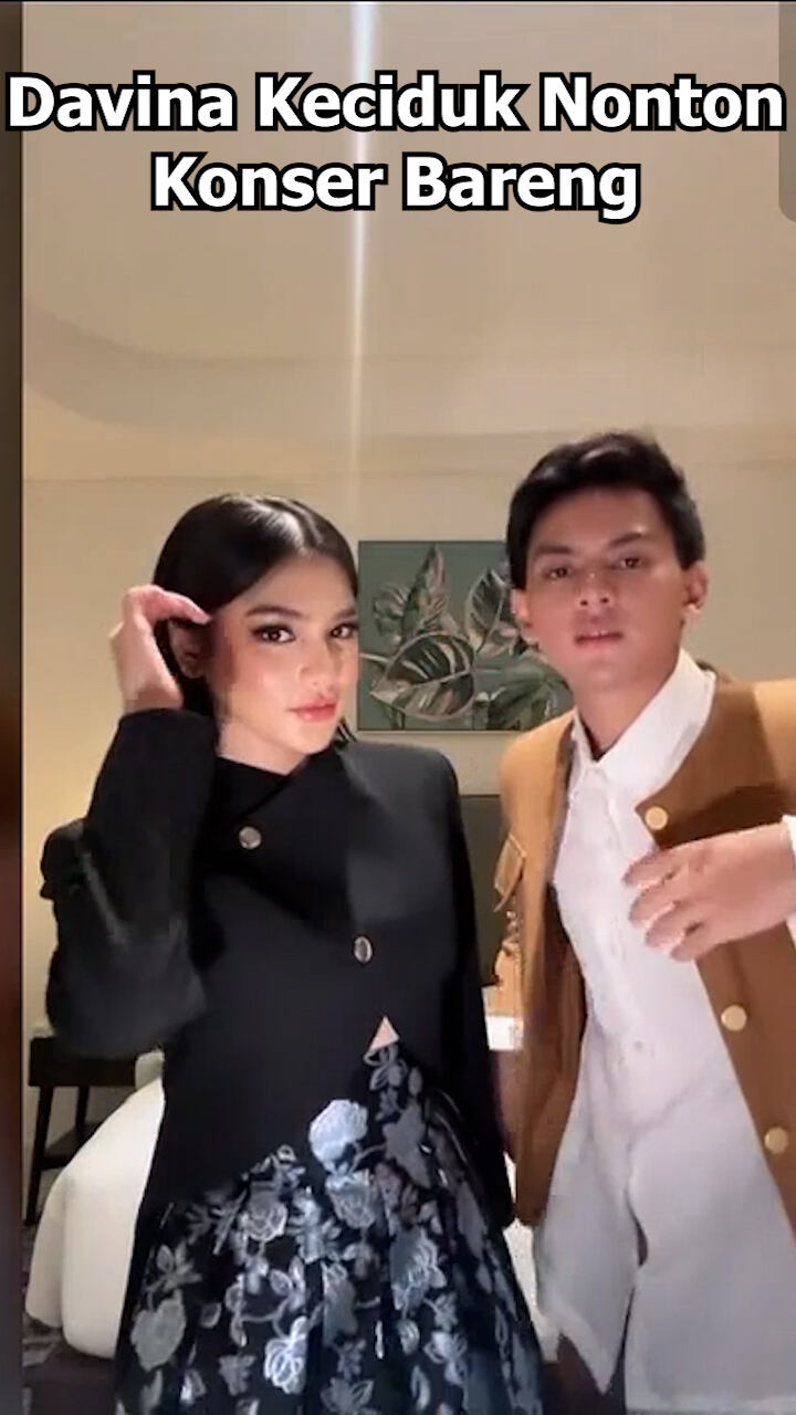 Davina Keciduk Nonton Konser Bareng