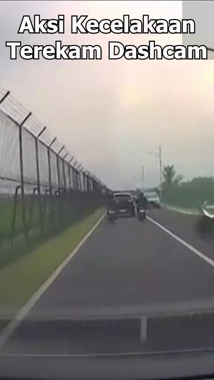 Aksi Kecelakaan Terekam Dashcam Mobil