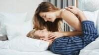 3 Posisi Seks Oral Terbaik untuk Wanita yang Wajib Dicoba, Makin Plus-plus Sensasinya!
