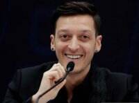 Mesut Ozil Datang, Sandiaga Harap Tarik Banyak Turis ke Indonesia