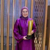 Viral Gegara Gugat Cerai Dedi Mulyadi, Anne Ratna Mustika Minta Maaf