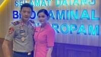Sempat Ngotot Sang Suami Tak Bersalah, Kini Seali Syah Bungkam di Medsos, Gegara Eks Brigjen Hendra Kurniawan Pakai...