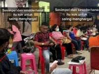 Salut! Remaja Muslim Ini Tuntun Motor saat Lewati Umat Kristen yang Beribadah di Rumah