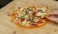 Resep Krispi Pizza Tanpa Oven ala Chef Devina Hermawan, Mudah dan Praktis
