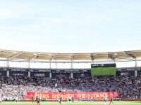 Empati terhadap Tragedi Kanjuruhan, Suporter Lempar Gas Air Mata di Liga Prancis