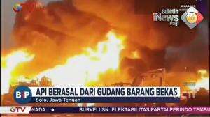 Kebakaran Gudang Barang Bekas