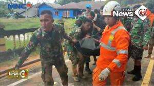 Evakuasi Jenazah Tertimbun Longsor