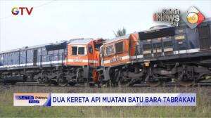 Dua Kereta Api Muatan Batu Bara Tabrakan