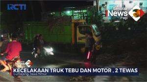 Truk Bermuatan Tebu Terguling