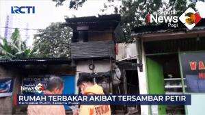 Rumah Dua Lantai Terbakar